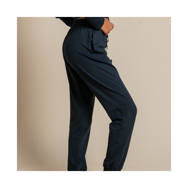 Reset Slim Straight Jogger