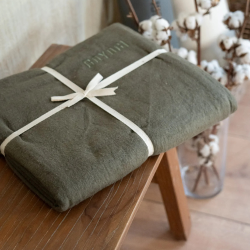 Calm Tppe, Dark Olive